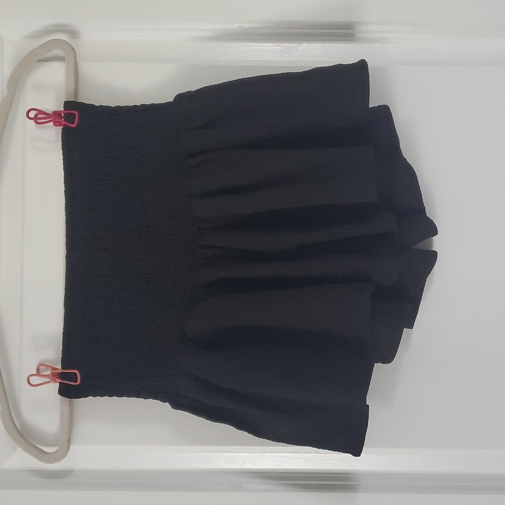 SHEIN Black Skorts with Smocked Waistband